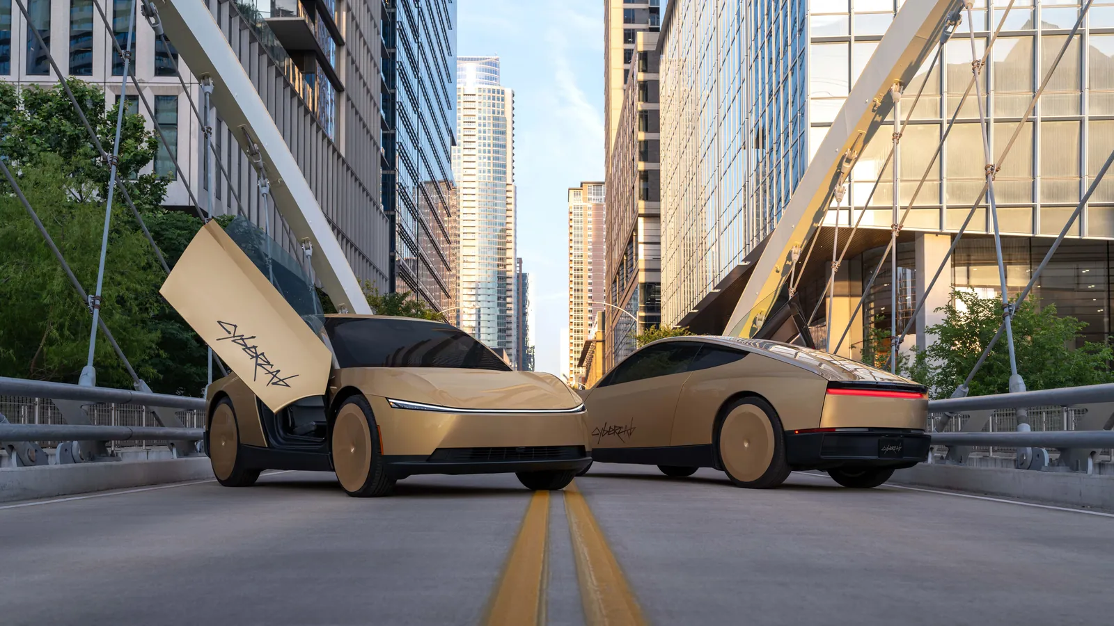 Deux Tesla Cybercab face à face au milieu d’un pont urbain, portes papillon relevées, gratte-ciel en arrière-plan.